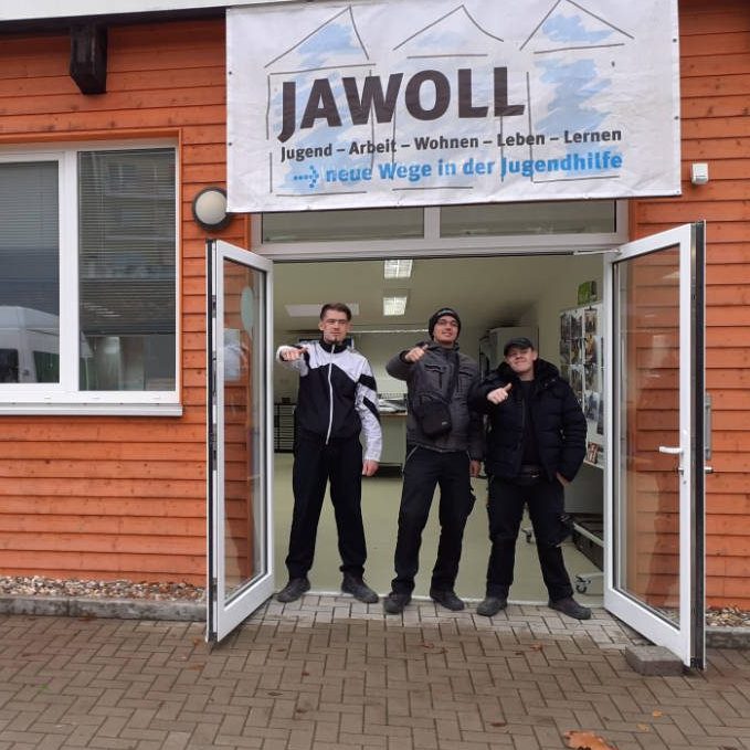 Eingang JAWoLL-Werkstatt