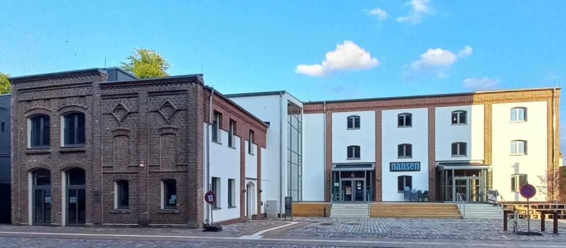 Außenansicht Gebäude Heimathafen